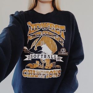 Vintage oversized crewneck sweatshirt